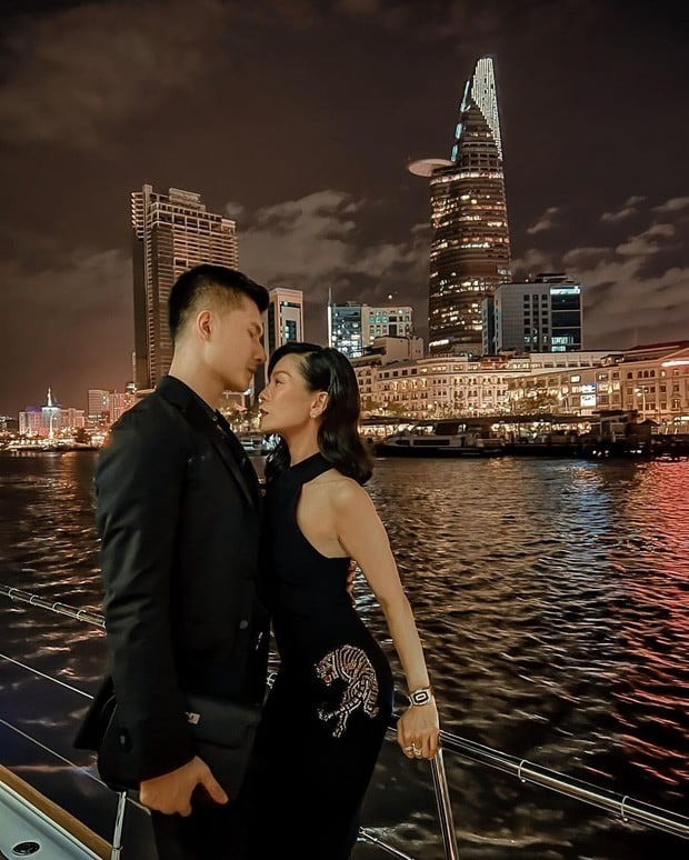 Chuyện tình cảm của Lệ Quyên - Lâm Bảo Châu khiến nhiều người chú ý (Ảnh: FBNV) Chuyện tình cảm của Lệ Quyên - Lâm Bảo Châu khiến nhiều người chú ý (Ảnh: FBNV)