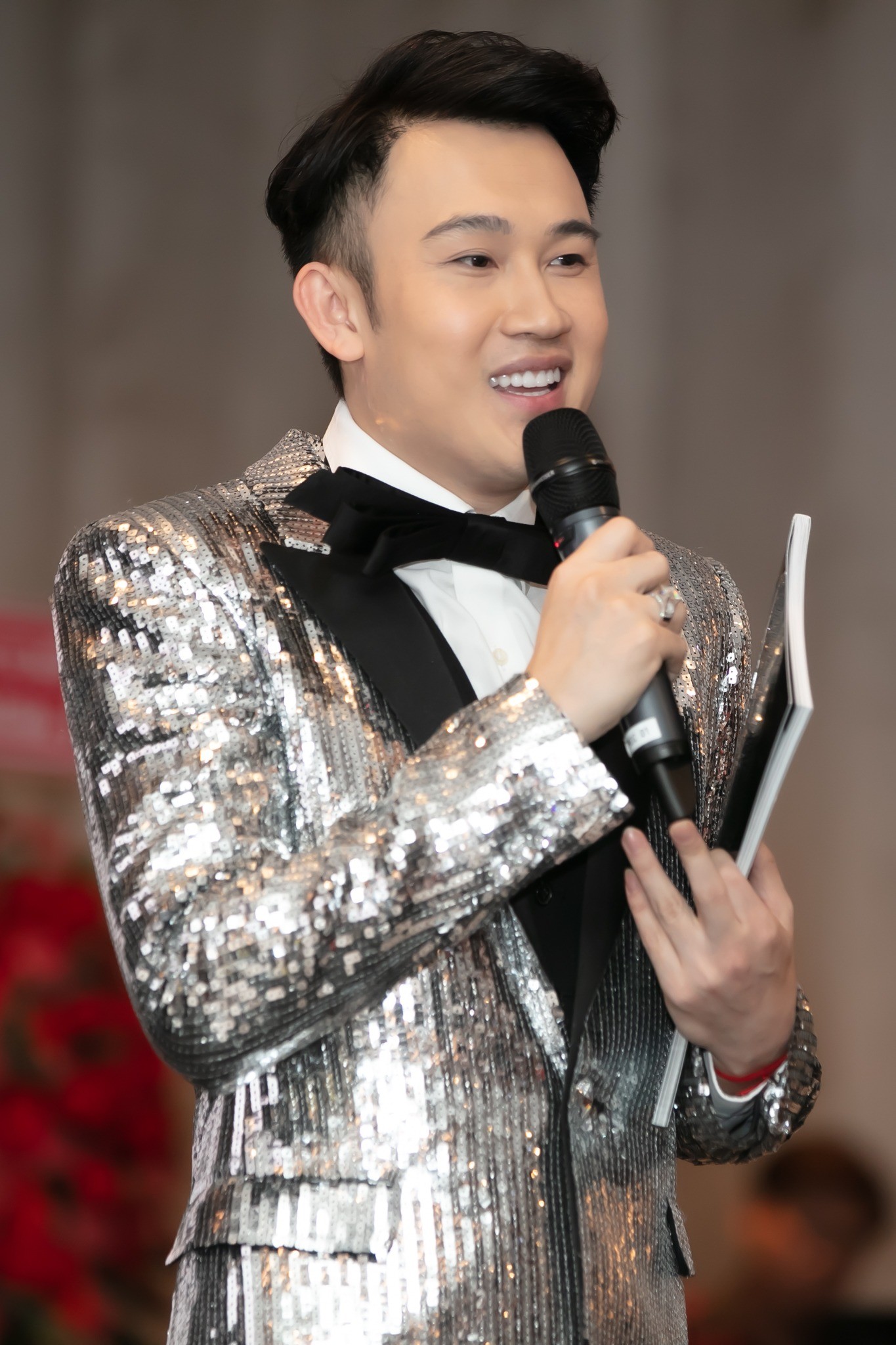 Dương Triệu Vũ từng không ít lần mời anh trai (Ảnh: FBNV) Dương Triệu Vũ từng không ít lần mời anh trai (Ảnh: FBNV)