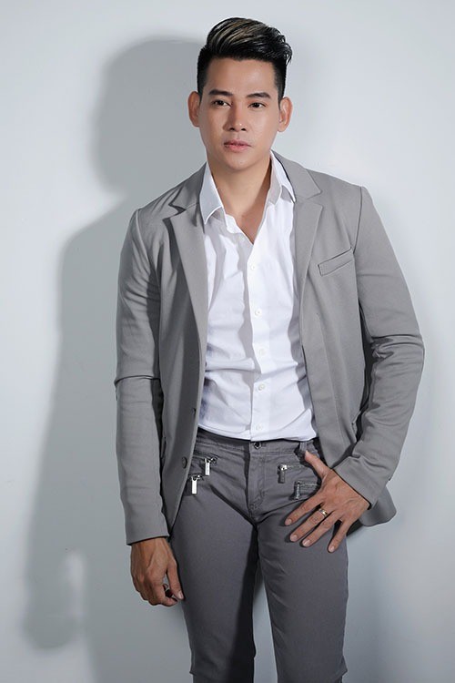 Phùng Ngọc Huy hạnh phúc khi gặp lại bé Lavie sau quãng thời gian xa cách - Ảnh 1 Phùng Ngọc Huy hạnh phúc khi gặp lại bé Lavie sau quãng thời gian xa cách - Ảnh 1