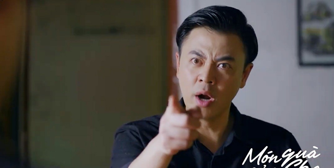 'Món quà của cha' tập 13: Hiếu biết thân thế thật, Nghĩa về nhà 'báo nợ' bố ruột 3 tỷ đồng - Ảnh 1