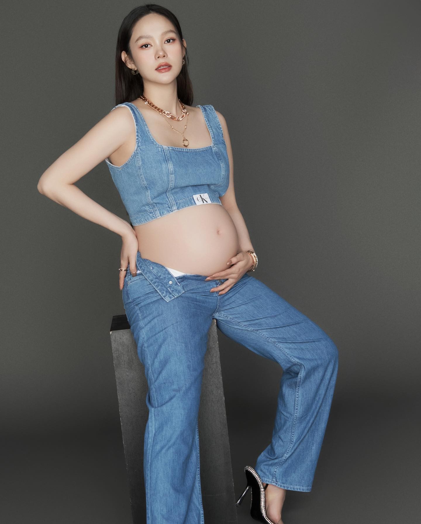 Minh Hằng đang ở trong những tháng cuối của thai kỳ. Ảnh: FBNV Minh Hằng đang ở trong những tháng cuối của thai kỳ. Ảnh: FBNV