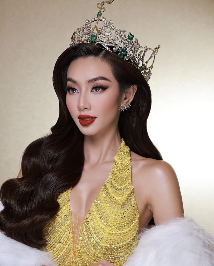 Phản ứng của Thùy Tiên khi ông Nawat chia sẻ ảnh chụp chung - Ảnh 2 Phản ứng của Thùy Tiên khi ông Nawat chia sẻ ảnh chụp chung - Ảnh 2