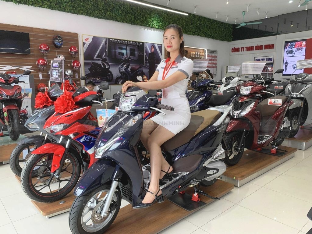 Bảng giá Honda Lead phiên bản đặc biệt đầu tháng 9/2023: Thời cơ vàng đã đến, tính năng cực đáng đồng tiền - Ảnh 4 Bảng giá Honda Lead phiên bản đặc biệt đầu tháng 9/2023: Thời cơ vàng đã đến, tính năng cực đáng đồng tiền - Ảnh 4