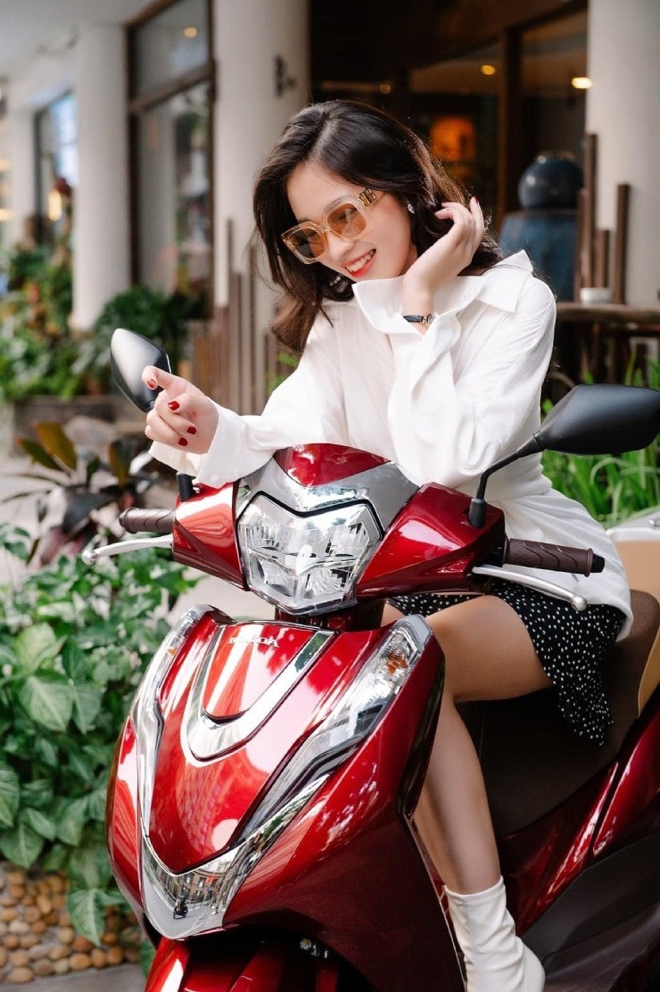 Top 3 mẫu xe máy tay ga tiết kiệm xăng, vận hành bền bỉ đáng mua nhất 2023 - Ảnh 1 Top 3 mẫu xe máy tay ga tiết kiệm xăng, vận hành bền bỉ đáng mua nhất 2023 - Ảnh 1