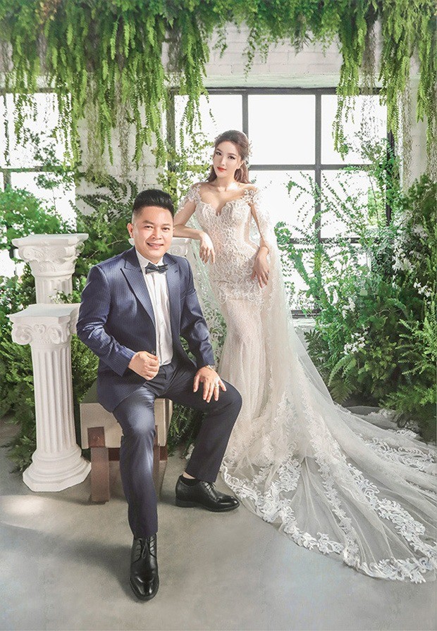 Bảo Thy và ông xã. Ảnh: FBNV Bảo Thy và ông xã. Ảnh: FBNV