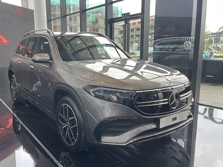 Cận cảnh 3 mẫu ô tô điện mới của Mercedes-Benz tại Việt Nam - Ảnh 2 Cận cảnh 3 mẫu ô tô điện mới của Mercedes-Benz tại Việt Nam - Ảnh 2
