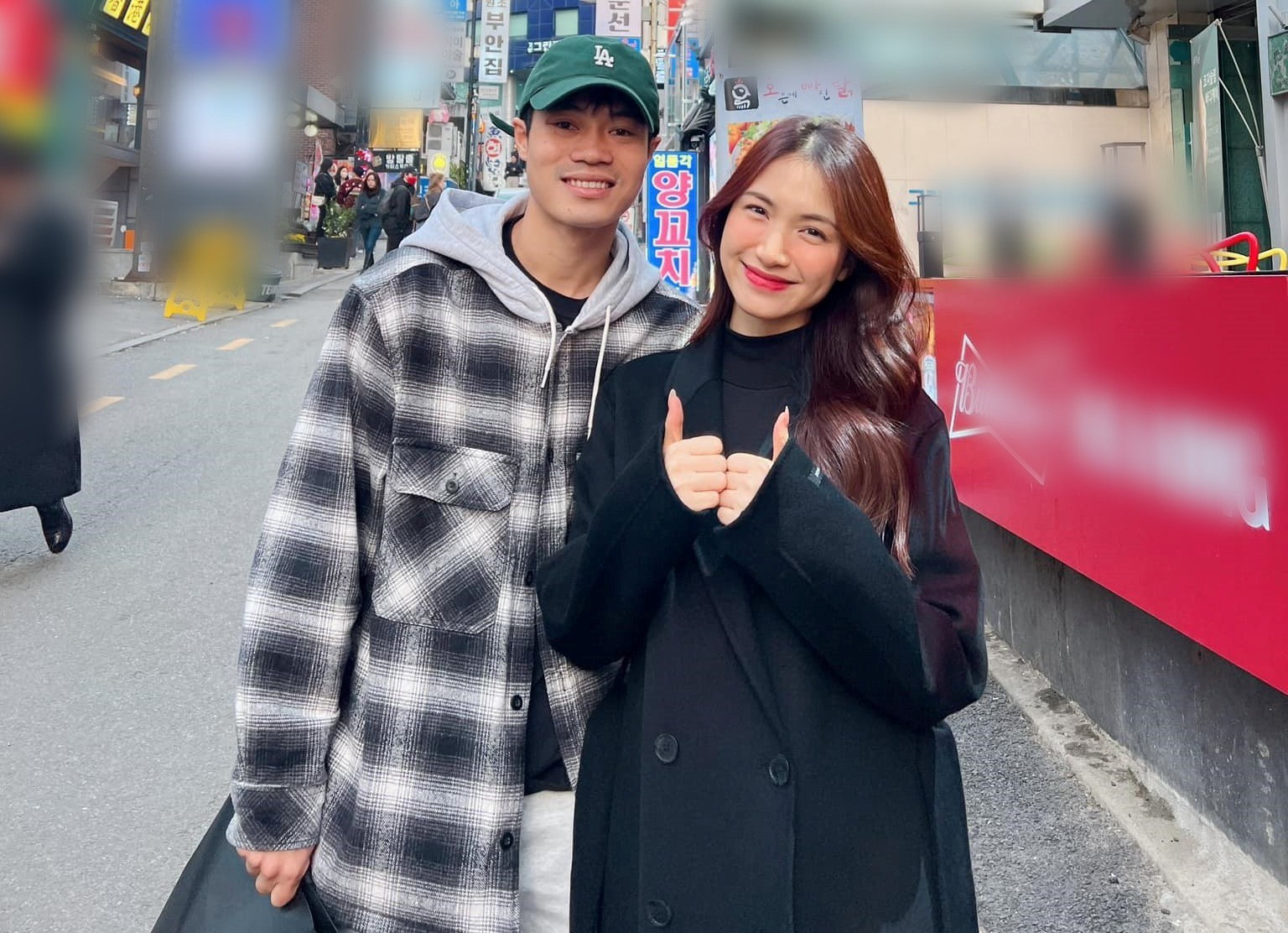 Phản ứng của Văn Toàn khi được 'đẩy thuyền' với Hòa Minzy - Ảnh 1 Phản ứng của Văn Toàn khi được 'đẩy thuyền' với Hòa Minzy - Ảnh 1