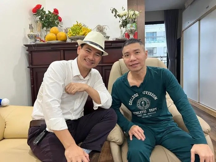 Nhiều nghệ sĩ trong showbiz Việt như: Xuân Bắc, Xuân Hinh, Quang Tèo,... mỗi khi có thời gian đều ghé tới thăm sức khỏe NSND Công Lý. Ảnh: FBNV Nhiều nghệ sĩ trong showbiz Việt như: Xuân Bắc, Xuân Hinh, Quang Tèo,... mỗi khi có thời gian đều ghé tới thăm sức khỏe NSND Công Lý. Ảnh: FBNV