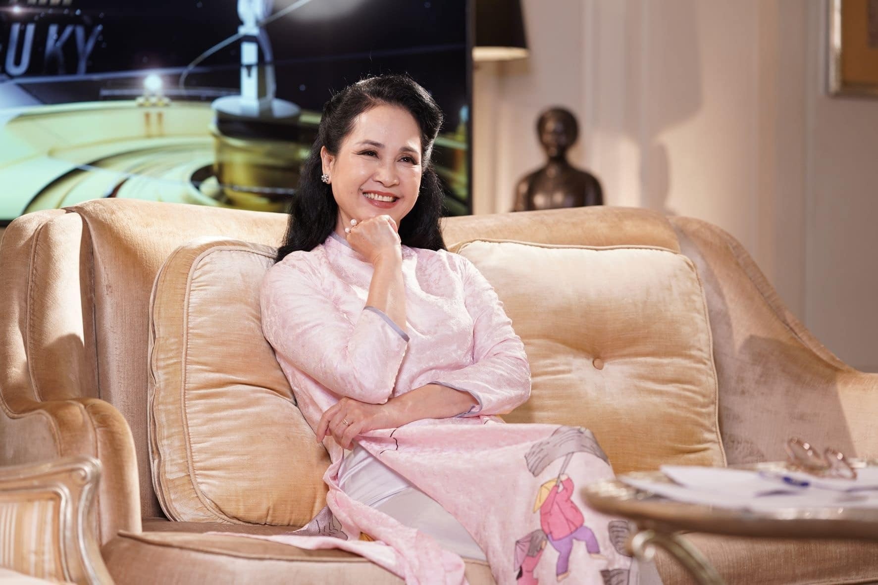 Nghệ sĩ Lan Hương và nghệ sĩ Đỗ Kỷ trước khi kết hôn thì từng là bạn. Ảnh: FBNV