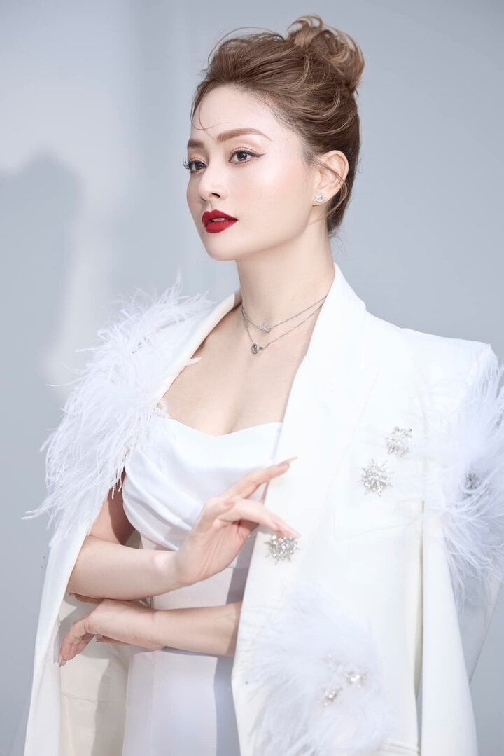 Diễn viên Lan Phương hiện tại đang mang bầu lần 2. Ảnh: FBNV Diễn viên Lan Phương hiện tại đang mang bầu lần 2. Ảnh: FBNV
