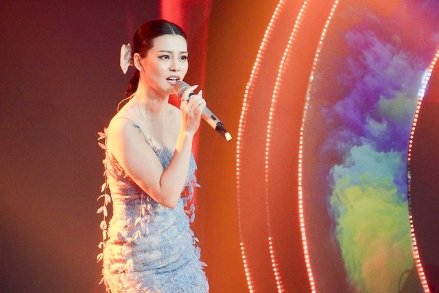 Bùi Lan Hương là nữ ca sĩ nhận được sự quan tâm, yêu mến từ phía công chúng. Ảnh: FBNV Bùi Lan Hương là nữ ca sĩ nhận được sự quan tâm, yêu mến từ phía công chúng. Ảnh: FBNV