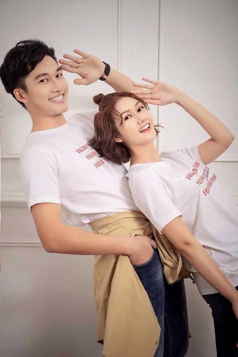 Hương Giang - Đình Tú từng là cặp đôi đẹp nhưng họ 'đường ai nấy đi' khiến fan tiếc nuối. Ảnh: FBNV Hương Giang - Đình Tú từng là cặp đôi đẹp nhưng họ 'đường ai nấy đi' khiến fan tiếc nuối. Ảnh: FBNV