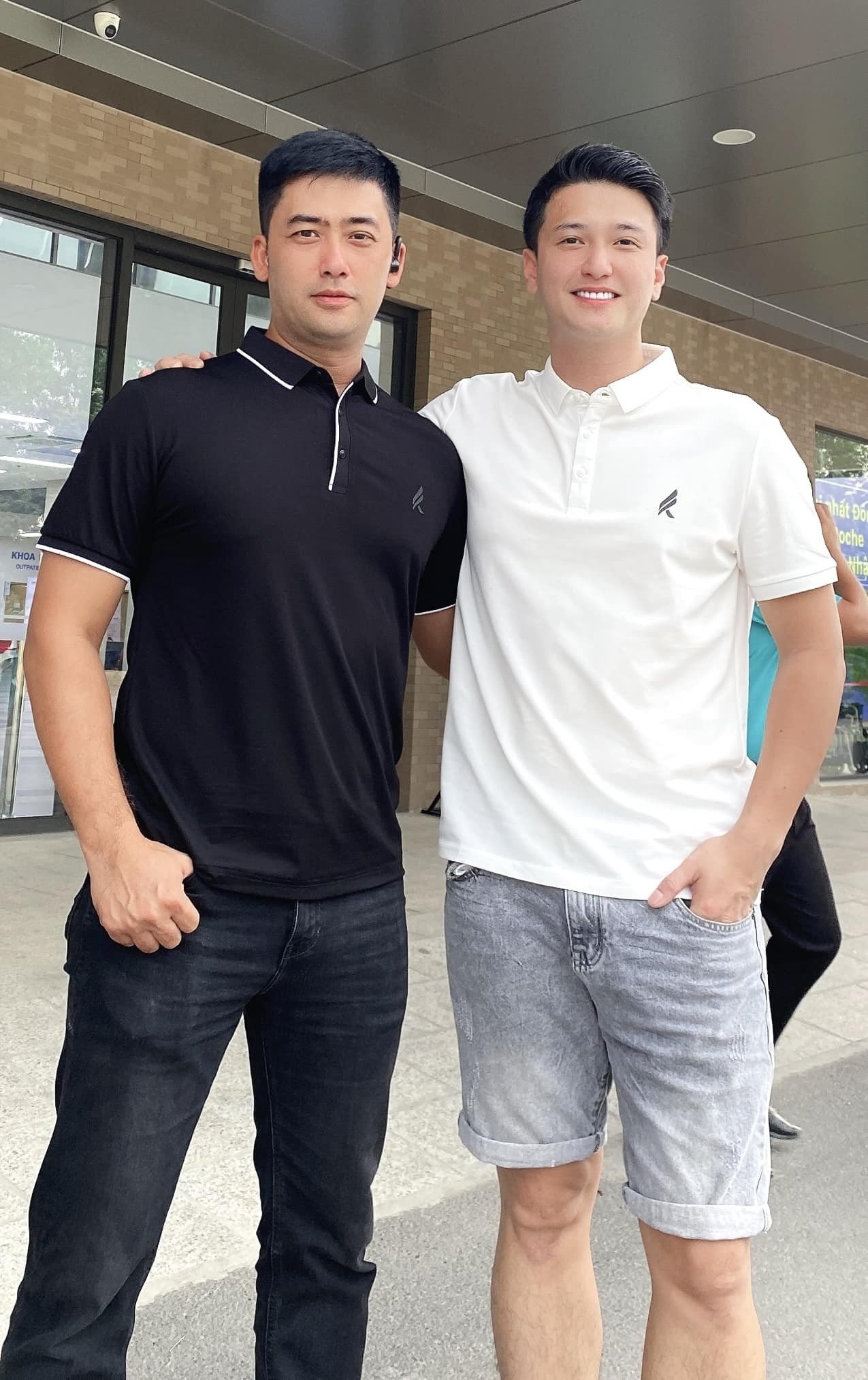 Các đồng chí công an trong phim 'Biệt dược đen'. Ảnh: FBNV