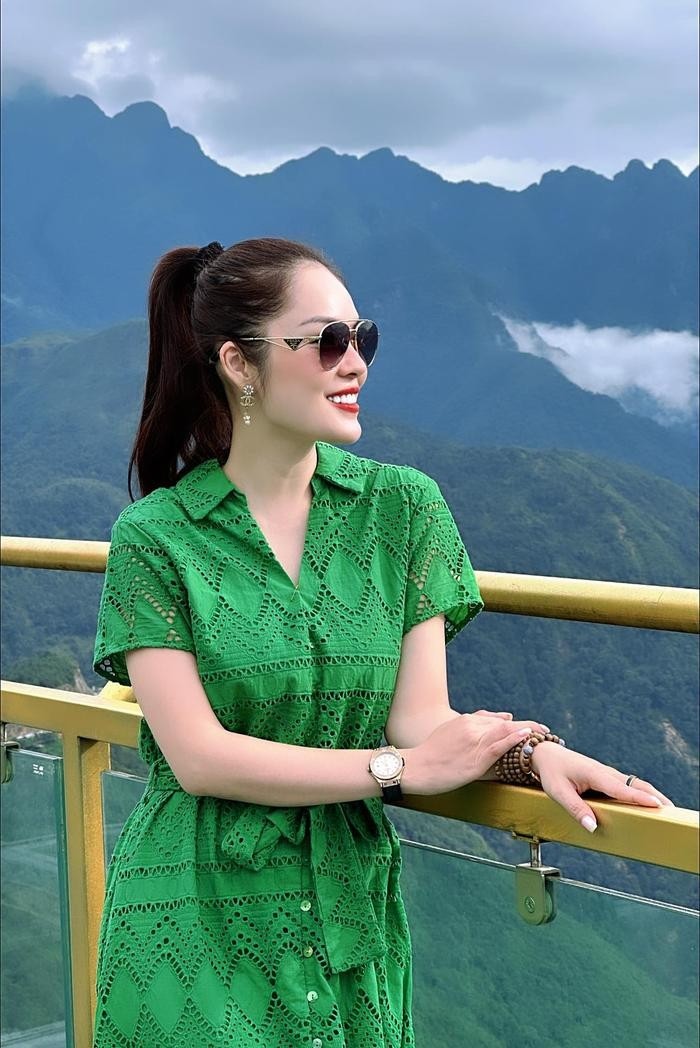 Dù đang vướng nợ nần nhưng Dương Cẩm Lynh vẫn có cho mình những chuyến đi để giải stress. Ảnh: FBNV Dù đang vướng nợ nần nhưng Dương Cẩm Lynh vẫn có cho mình những chuyến đi để giải stress. Ảnh: FBNV