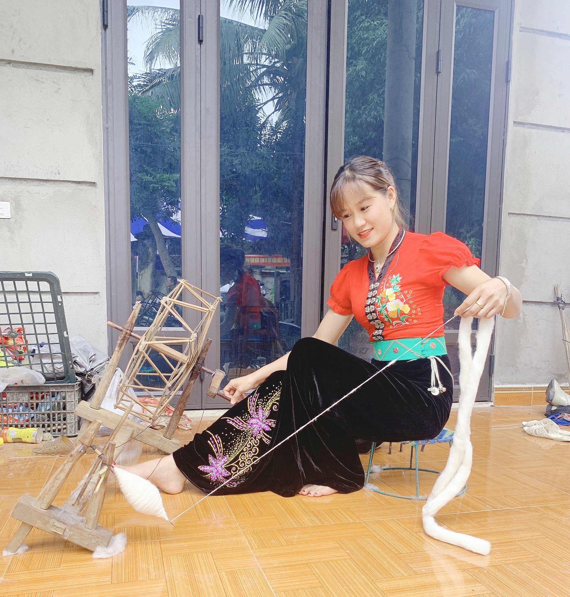 Các cô gái ở Mường So sở hữu nhan sắc rạng rỡ. Ảnh: Internet