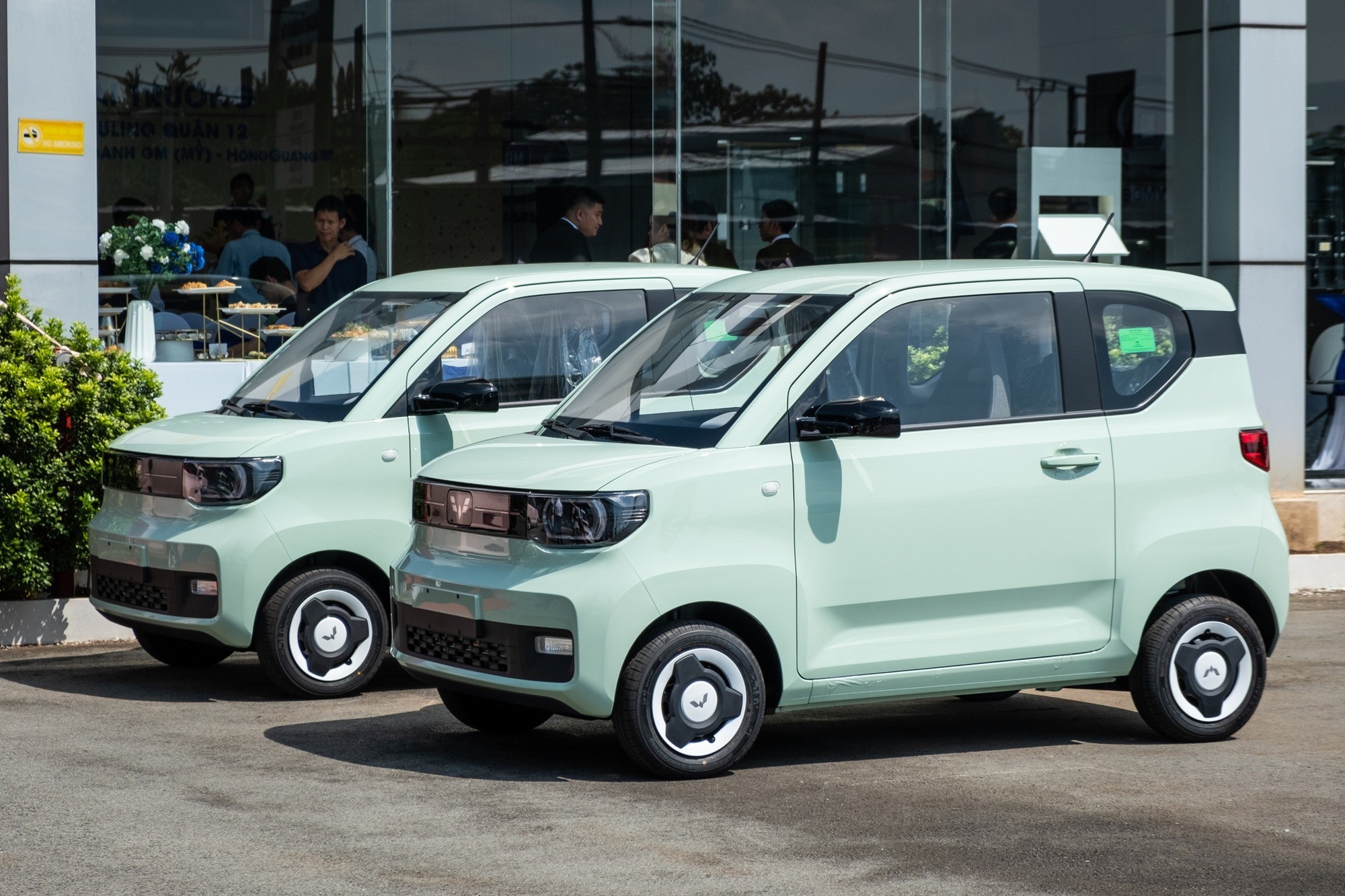Wuling HongGuang MiniEV lần đầu giảm giá, đại lý hé lộ lý do - Ảnh 1
