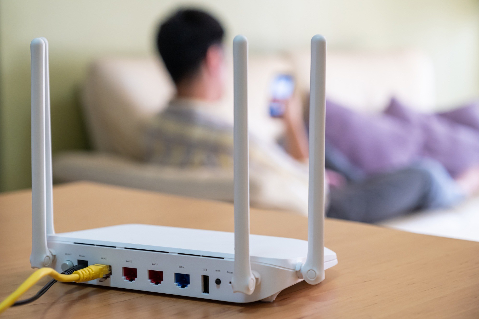 Những sai lầm khi để Modem WiFi trong nhà mà không phải ai cũng biết - Ảnh 2 Những sai lầm khi để Modem WiFi trong nhà mà không phải ai cũng biết - Ảnh 2