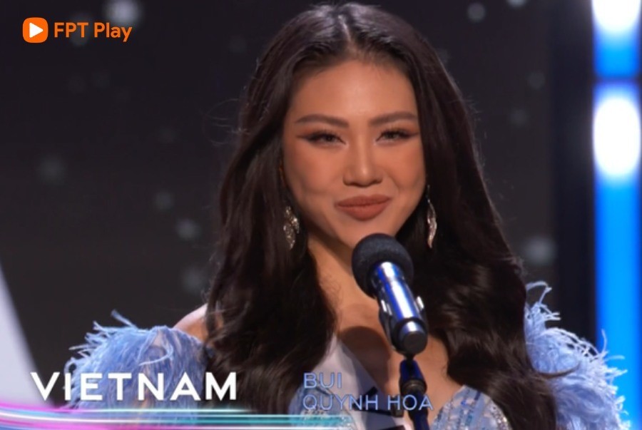 Khoảnh khắc Bùi Quỳnh Hoa hô vang 2 tiếng Việt Nam trên sân khấu. Ảnh: Chụp màn hình