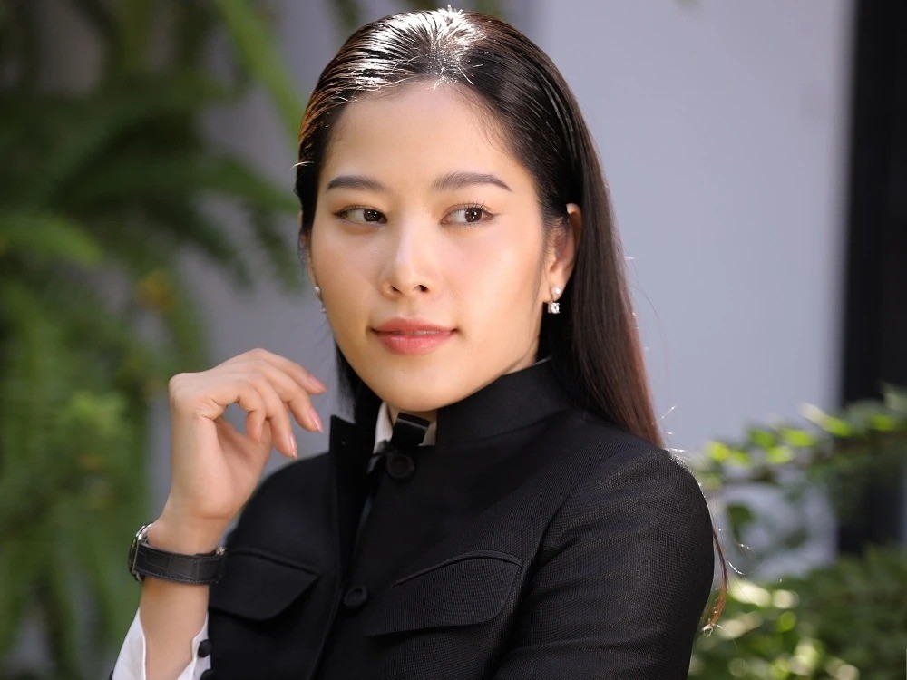 Nam Em từng vướng phải không ít những ồn ào xoay quanh chuyện tình cảm khiến CDM không khỏi ngán ngẩm. Ảnh: FBNV