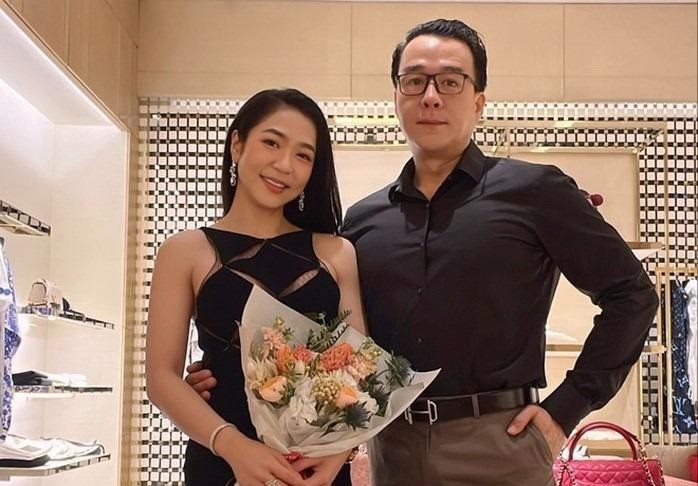 Hà Thanh Xuân - vua cá Koi thuở còn mặn nồng. Ảnh: FBNV Hà Thanh Xuân - vua cá Koi thuở còn mặn nồng. Ảnh: FBNV