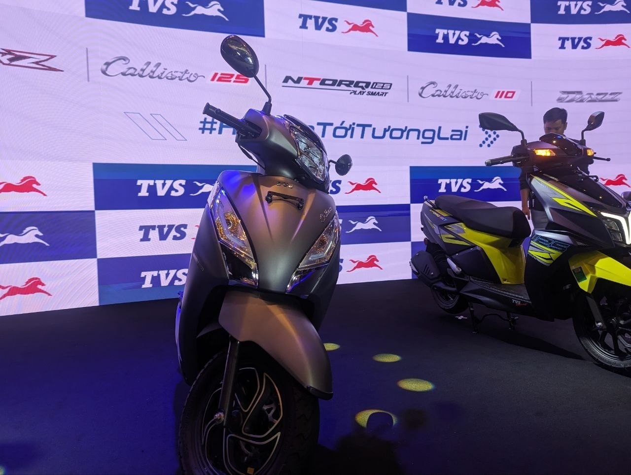 Mẫu xe tay ga giá cực rẻ tại Việt Nam: Thiết kế 'xịn đét', hiệu năng lại càng gây suy ngẫm - Ảnh 1