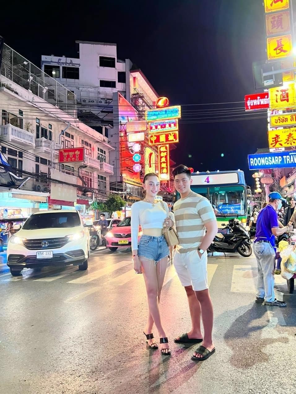 Lâm Khánh Chi khoe ảnh đi du lịch Thái Lan cùng tình tin đồn kém 21 tuổi. Ảnh: FBNV