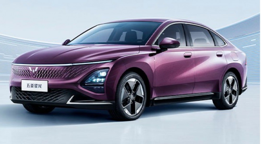 Mẫu xe thiết kế đẹp tựa Camry, giá lại rẻ hơn Kia Morning: Liệu khách hàng có nên mua? - Ảnh 1