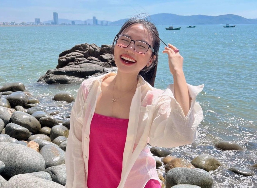 Phương Mỹ Chi được khán giả biết đến và yêu mến sau khi trở thành Á quân Giọng hát Việt nhí mùa đầu tiên. Ảnh: FBNV