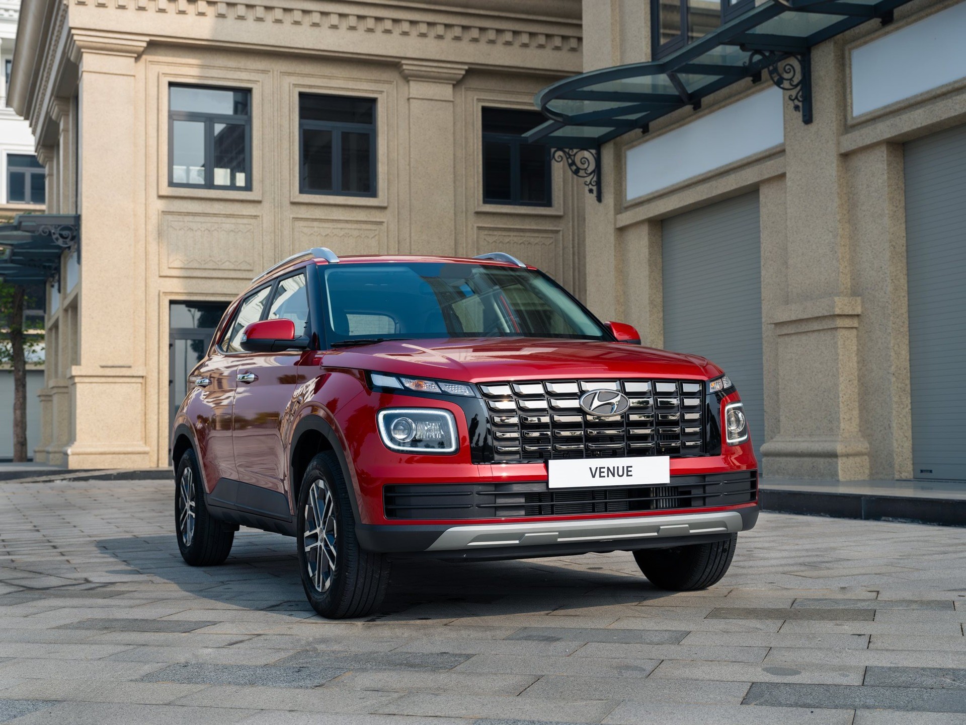 Hyundai Venue 'chào sân' tại thị trường Việt Nam, giá bán thấp nhất 539 triệu đồng - Ảnh 1