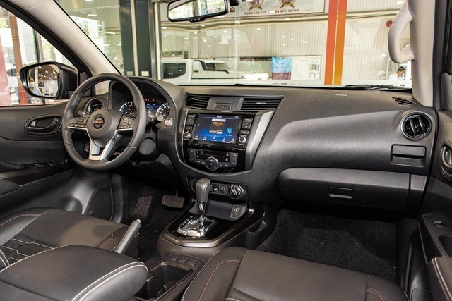 Nissan Navara giảm giá 185 triệu tại đại lý: Bản Pro4X đắt nhất còn 785 triệu, Ranger Wildtrak phải lo lắng? - Ảnh 2 Nissan Navara giảm giá 185 triệu tại đại lý: Bản Pro4X đắt nhất còn 785 triệu, Ranger Wildtrak phải lo lắng? - Ảnh 2