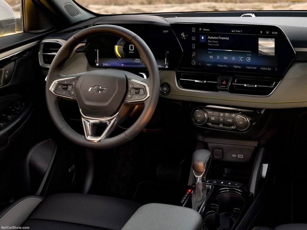 Chevrolet phiên bản Trailblazer và Trax 2024: Thiết kế bắt mắt, giá cả lại phải chăng - Ảnh 3 Chevrolet phiên bản Trailblazer và Trax 2024: Thiết kế bắt mắt, giá cả lại phải chăng - Ảnh 3