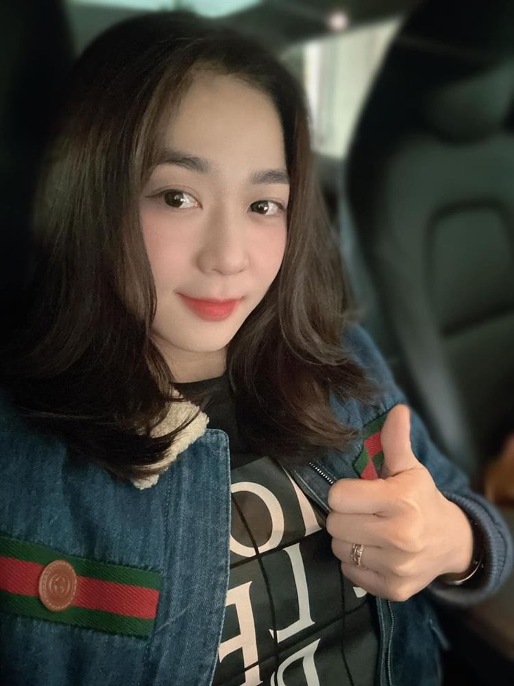 Cuộc sống của 'vua cá Koi' Thắng Ngô và Hà Thanh Xuân sau khi chia tay 3 tháng - Ảnh 1 Cuộc sống của 'vua cá Koi' Thắng Ngô và Hà Thanh Xuân sau khi chia tay 3 tháng - Ảnh 1