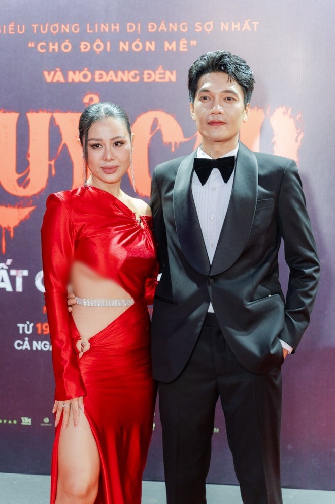 Nam Thư chụp hình cùng diễn viên Quang Tuấn. Ảnh: FBNV Nam Thư chụp hình cùng diễn viên Quang Tuấn. Ảnh: FBNV