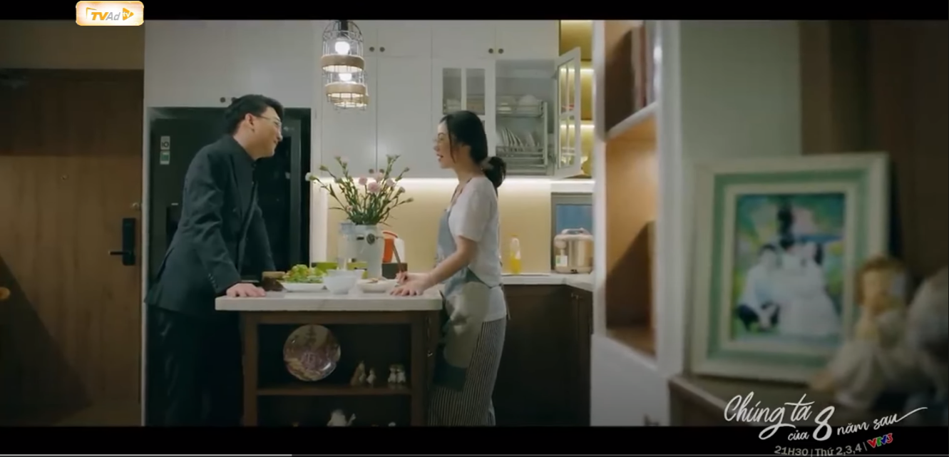 'Chúng ta của 8 năm sau' tập 23: Nguyệt thân thiết với tiểu tam, Dương nói rõ mối quan hệ với bác sĩ Hiếu - Ảnh 4