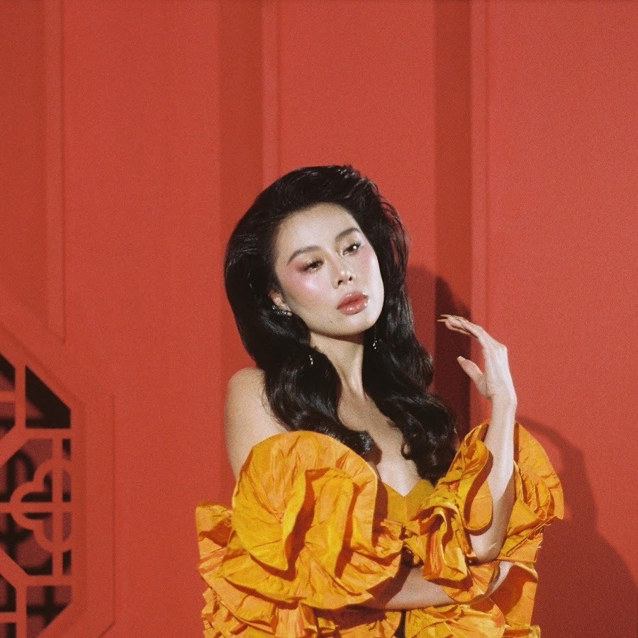 Nam Thư làm sáng tỏ tin đồn chèn ép bà xã Mạc Văn Khoa khi sải bước ở sự kiện - Ảnh 1