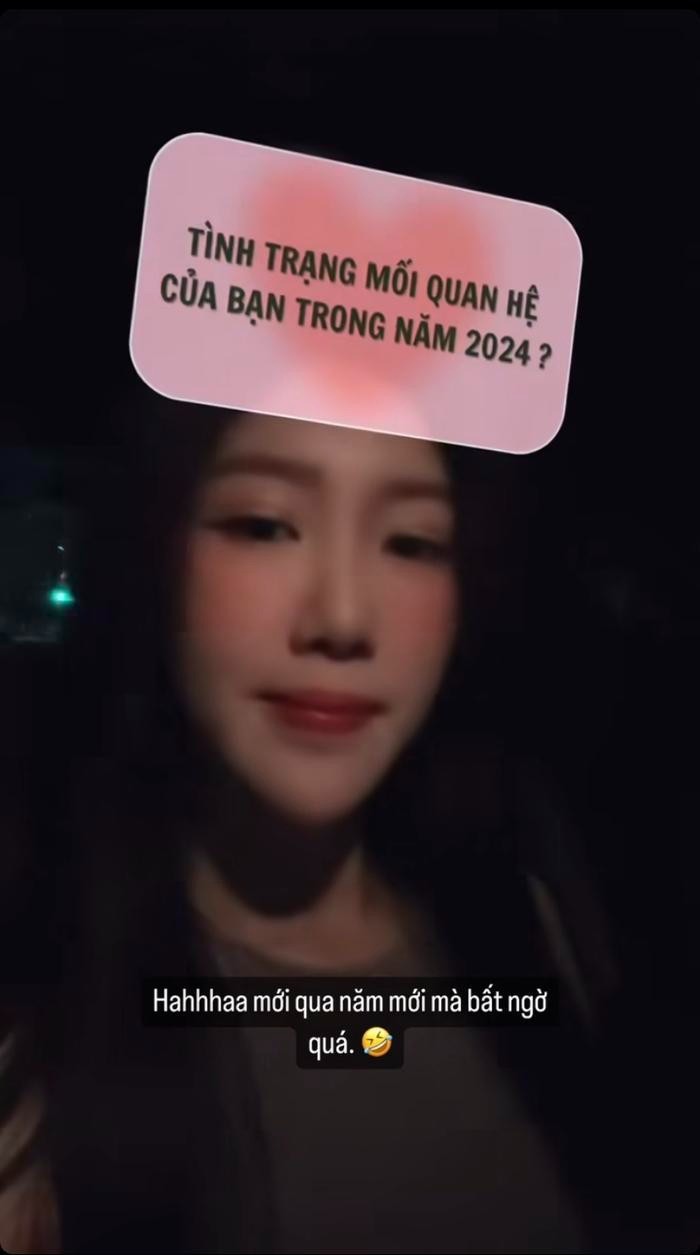 Phản ứng của Thúy Ngân khi nhận về câu trả lời cuối năm lấy chồng. Ảnh: Chụp màn hình Phản ứng của Thúy Ngân khi nhận về câu trả lời cuối năm lấy chồng. Ảnh: Chụp màn hình