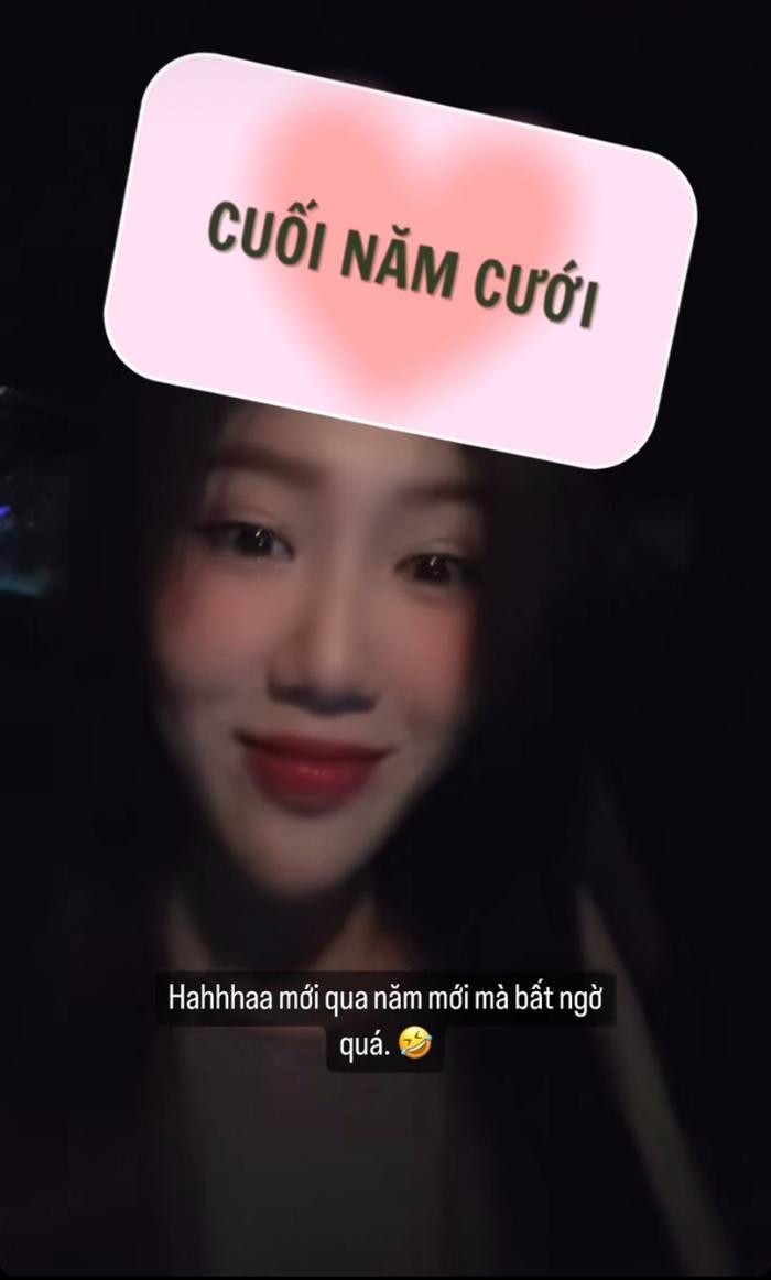 Phản ứng của Thúy Ngân trước việc 'chốt' cuối năm kết hôn - Ảnh 1 Phản ứng của Thúy Ngân trước việc 'chốt' cuối năm kết hôn - Ảnh 1
