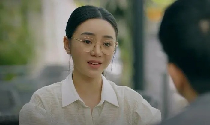 'Chúng ta của 8 năm sau' tập 30: Nguyệt không chấp nhận khi thỏa hiệp với Tùng, Dương bị sếp có hành động lạ - Ảnh 6 'Chúng ta của 8 năm sau' tập 30: Nguyệt không chấp nhận khi thỏa hiệp với Tùng, Dương bị sếp có hành động lạ - Ảnh 6