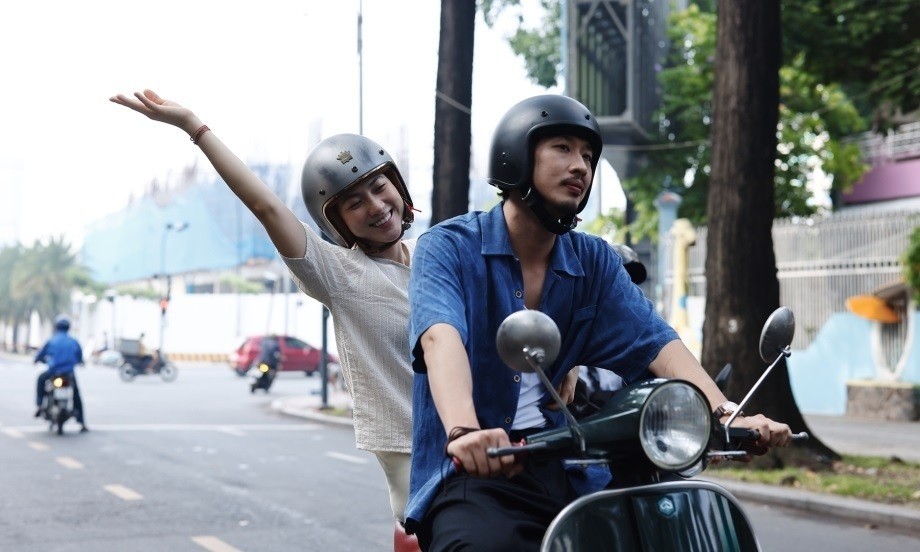 Tạo hình mới của Trấn Thành khi đóng phim Tết 'Mai' - Ảnh 1 Tạo hình mới của Trấn Thành khi đóng phim Tết 'Mai' - Ảnh 1