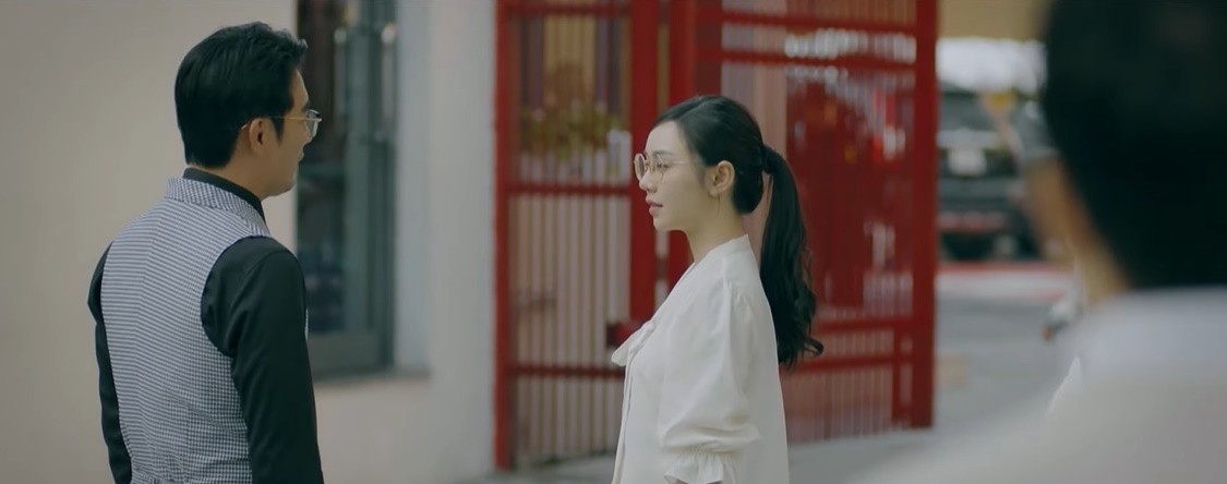 'Chúng ta của 8 năm sau' tập 34: Cô giáo Nguyệt được tổng tài 'thả thính', ông Quảng sắp tung bằng chứng để bảo vệ Dương - Ảnh 6