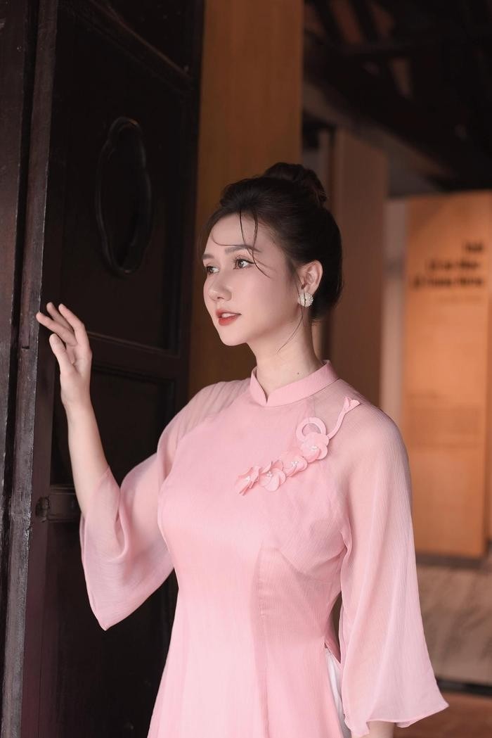 Diễn viên Hương Giang. Ảnh: FBNV Diễn viên Hương Giang. Ảnh: FBNV