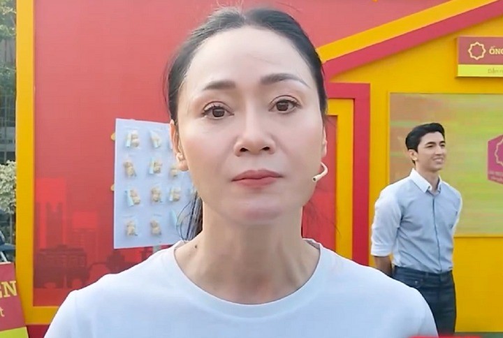 Diễn viên Quách Thu Phương có những trải lòng về quá khứ khi chứng kiến những mảnh đời bất hạnh. Ảnh: FBNV Diễn viên Quách Thu Phương có những trải lòng về quá khứ khi chứng kiến những mảnh đời bất hạnh. Ảnh: FBNV