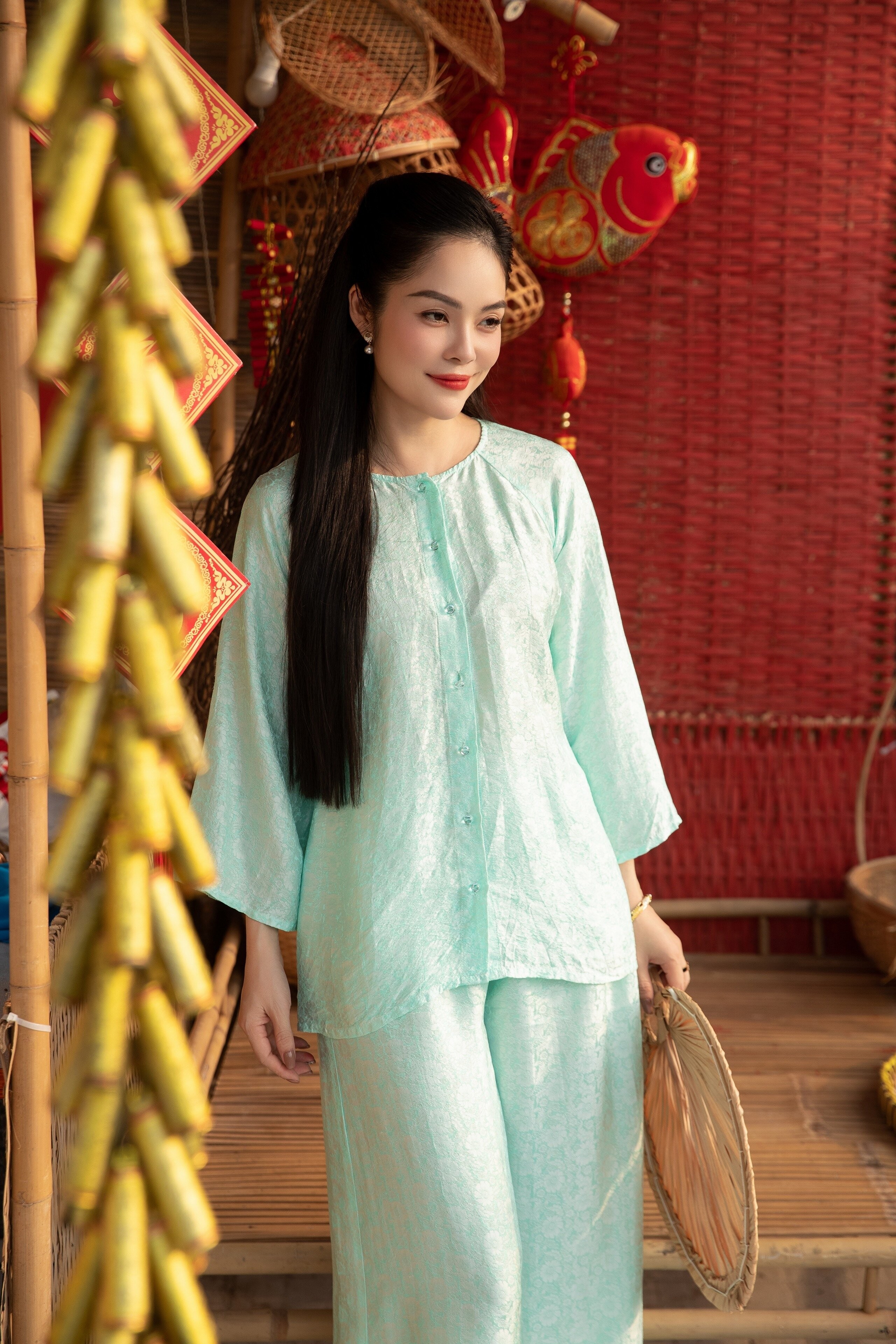 Bộ ảnh mới của Dương Cẩm Lynh. Ảnh: FBNV