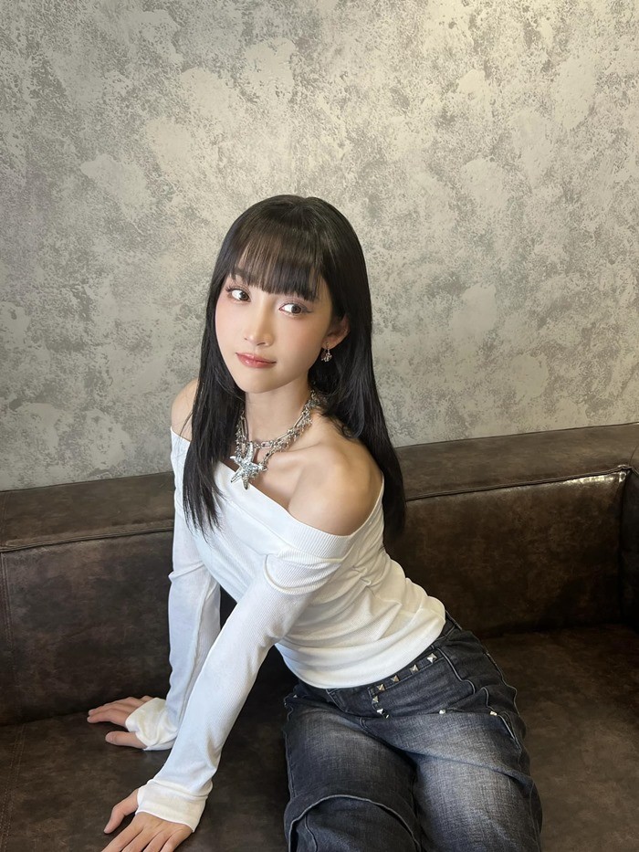 Hóa ra nữ ca sĩ gen Z được Trấn Thành nhờ vả làm 'gỏi măng cụt' từng song ca với Đan Trường 6 Hóa ra nữ ca sĩ gen Z được Trấn Thành nhờ vả làm 'gỏi măng cụt' từng song ca với Đan Trường 6