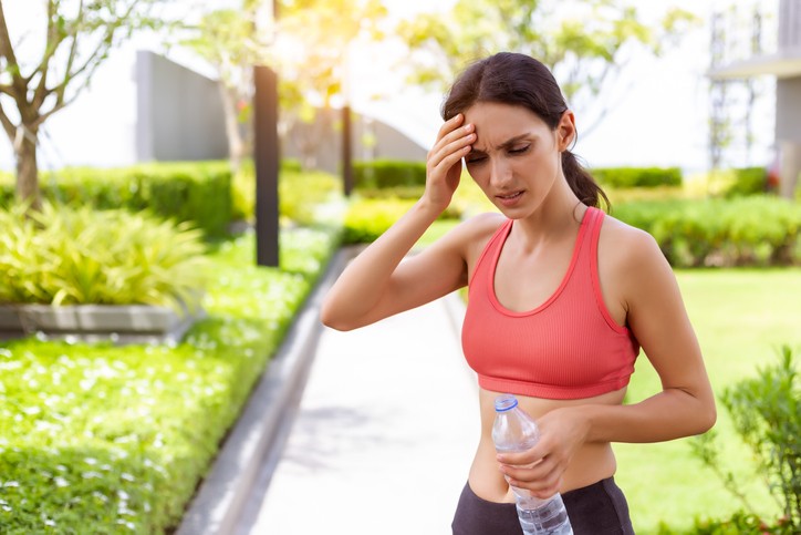 Nắng nóng kéo dài nhiều ngày, cần làm gì để phòng tránh bị say nắng? 3 Nắng nóng kéo dài nhiều ngày, cần làm gì để phòng tránh bị say nắng? 3