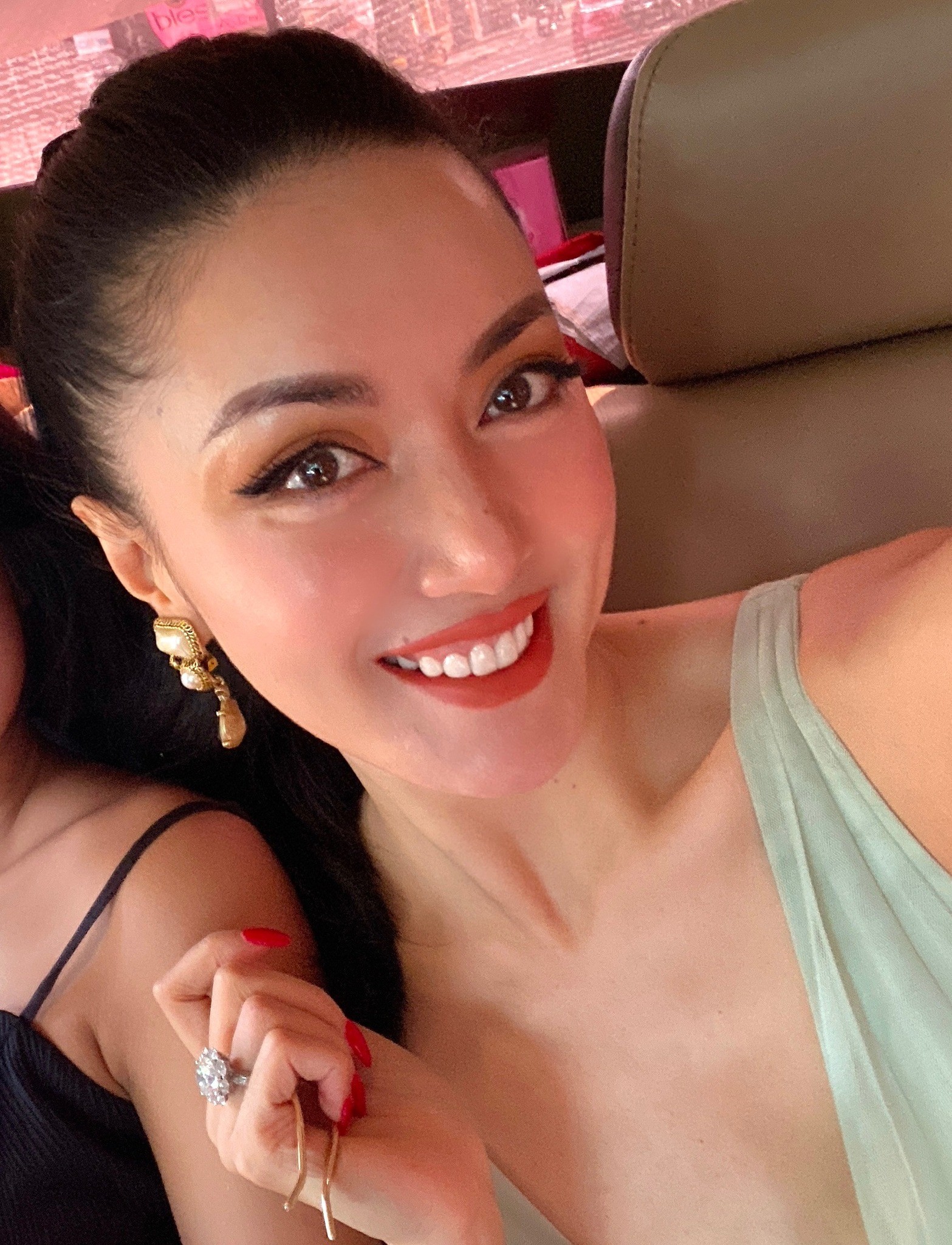 Cận cảnh nhan sắc xinh đẹp của Tiên Paris. Ảnh: FB Tiên Paris.