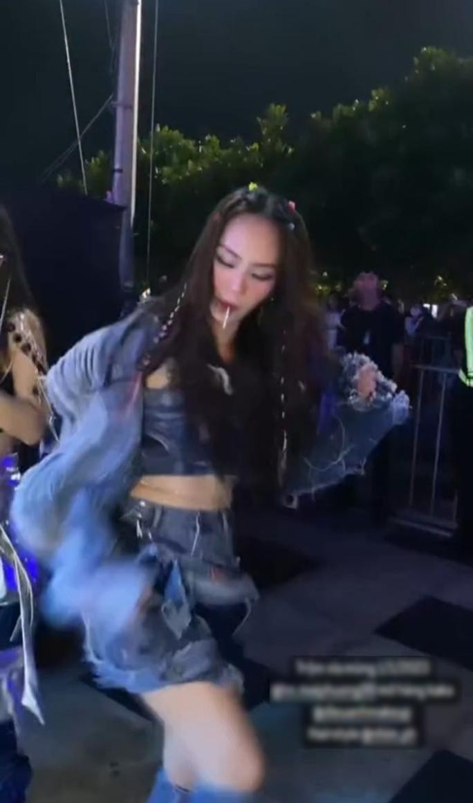 Hoa hậu gen Z từng vướng ồn ào 'nhún nhảy làm mất hình tượng' vào đầu năm 2023. Ảnh: Internet. Hoa hậu gen Z từng vướng ồn ào 'nhún nhảy làm mất hình tượng' vào đầu năm 2023. Ảnh: Internet.