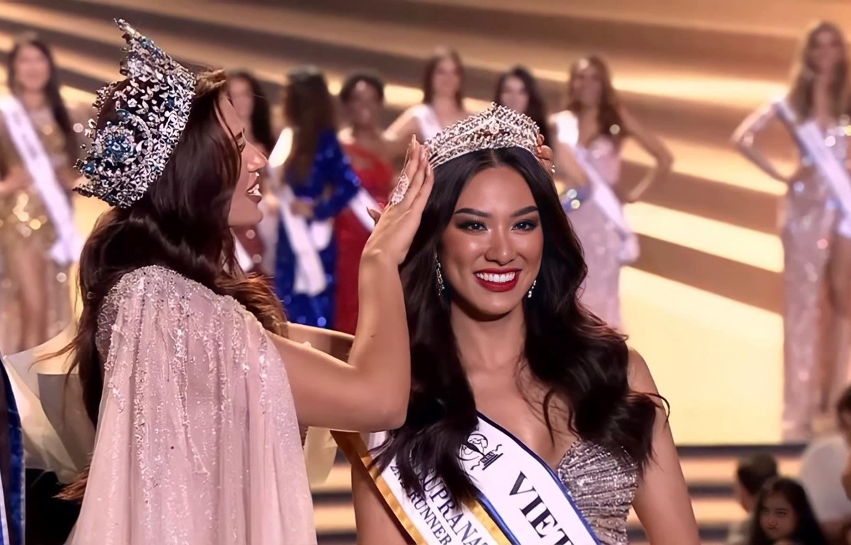 Kim Duyên đoạt giải Á hậu 2 tại Miss Supranational 2022. Ảnh Internet. Kim Duyên đoạt giải Á hậu 2 tại Miss Supranational 2022. Ảnh Internet.