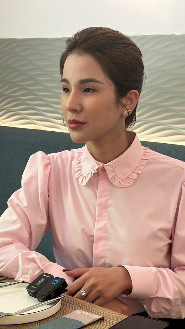 Diệp Lâm Anh trong phiên tòa xét xử hôm nay. Ảnh: Internet. Diệp Lâm Anh trong phiên tòa xét xử hôm nay. Ảnh: Internet.