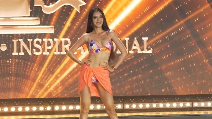 Đặng Thanh Ngân trình diễn bikini trong đêm Bán kết. Ảnh Internet. Đặng Thanh Ngân trình diễn bikini trong đêm Bán kết. Ảnh Internet.